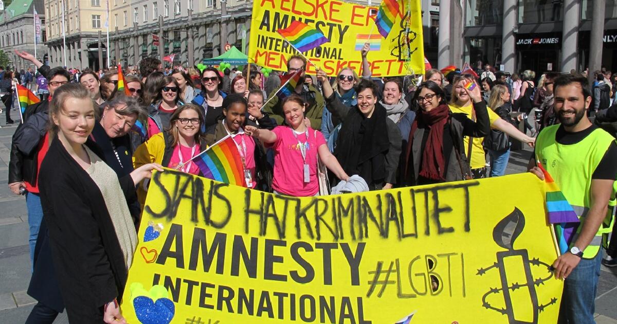 Regnbuedagene I Bergen: Fargerikt Og Stort Oppmøte På Pridefestival ...